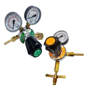 Kit Regulador De Pressão 1 Glp 13kg Economic +1 Oxigênio 200
